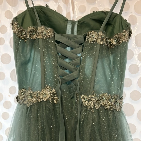 Jade green full length formal - Picture 3 of 4